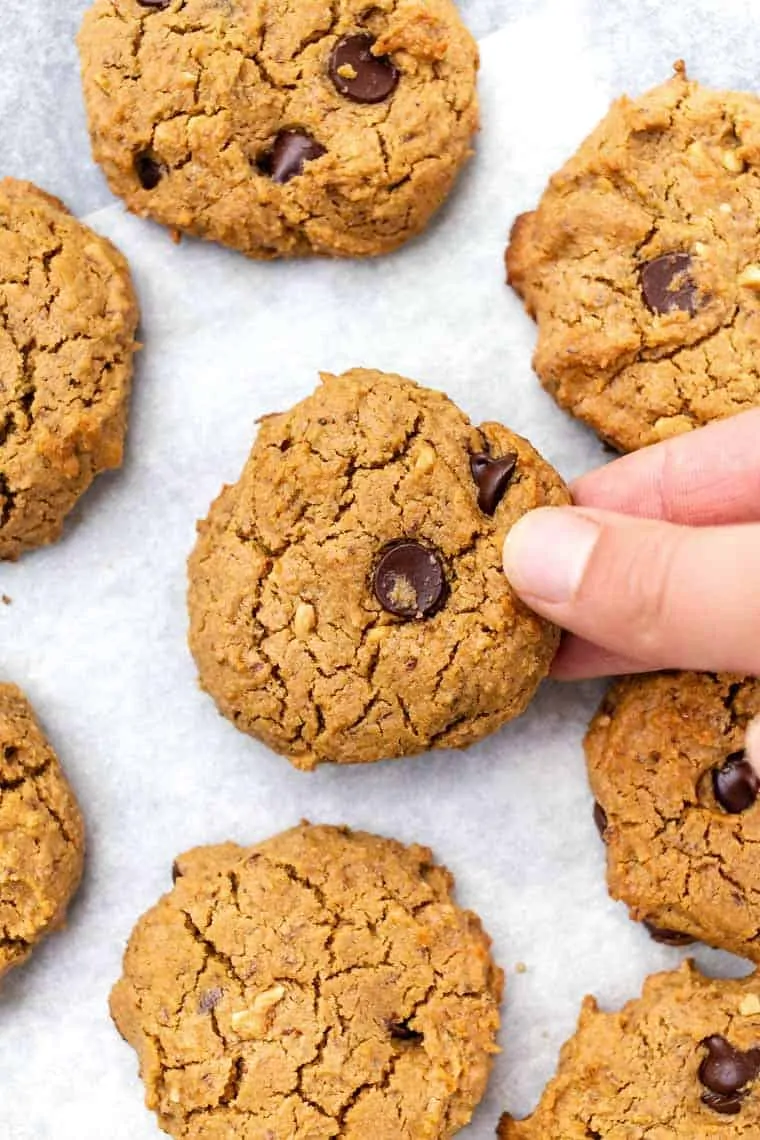 Vegan Tahini Chocolate Chip Cookies