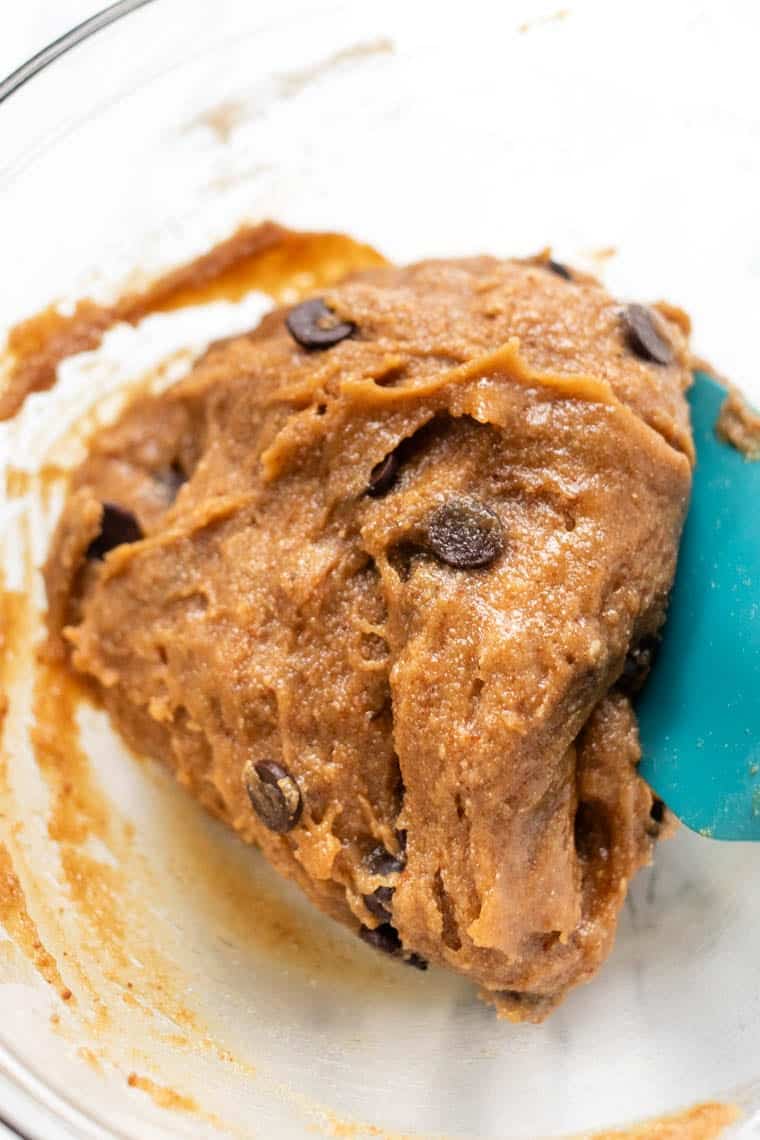 How to make Vegan Tahini Chocolate Chip Cookies