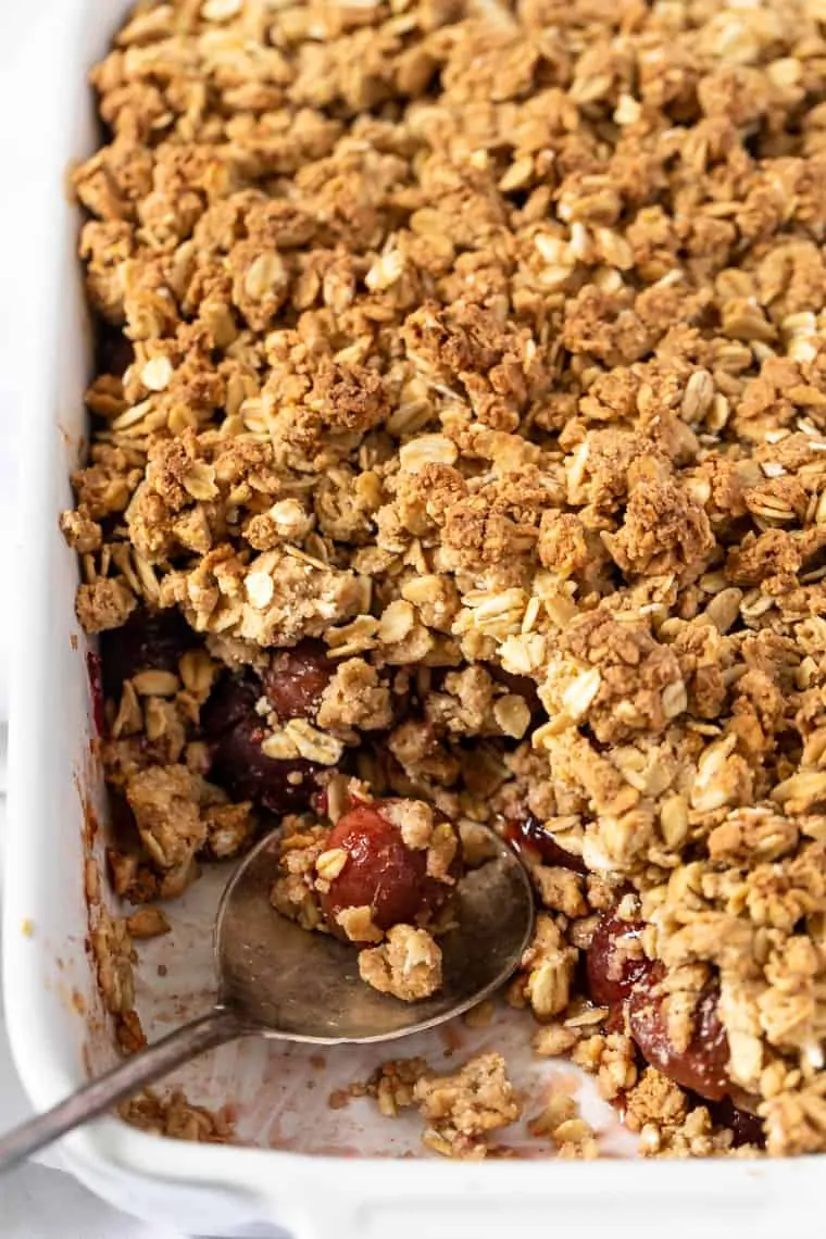 Cherry Crumble with Fresh Cherries