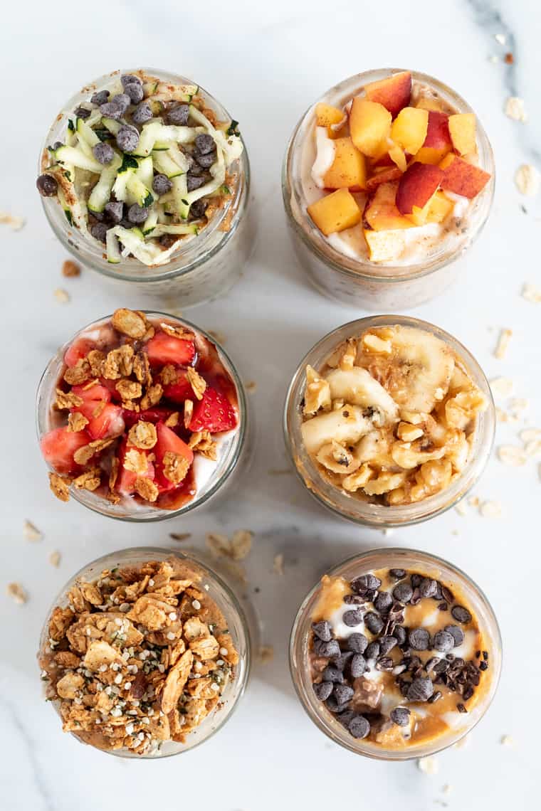 See how to make overnight oats 6 different ways! These easy overnight oats recipes are healthy, full of flavor & perfect for busy mornings. 6 Easy Overnight Oats Recipes