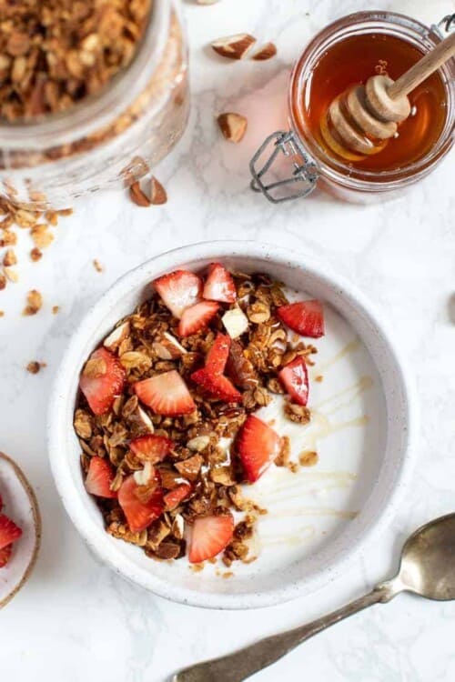 Simple Honey Granola {only 6 ingredients!} Simply Quinoa