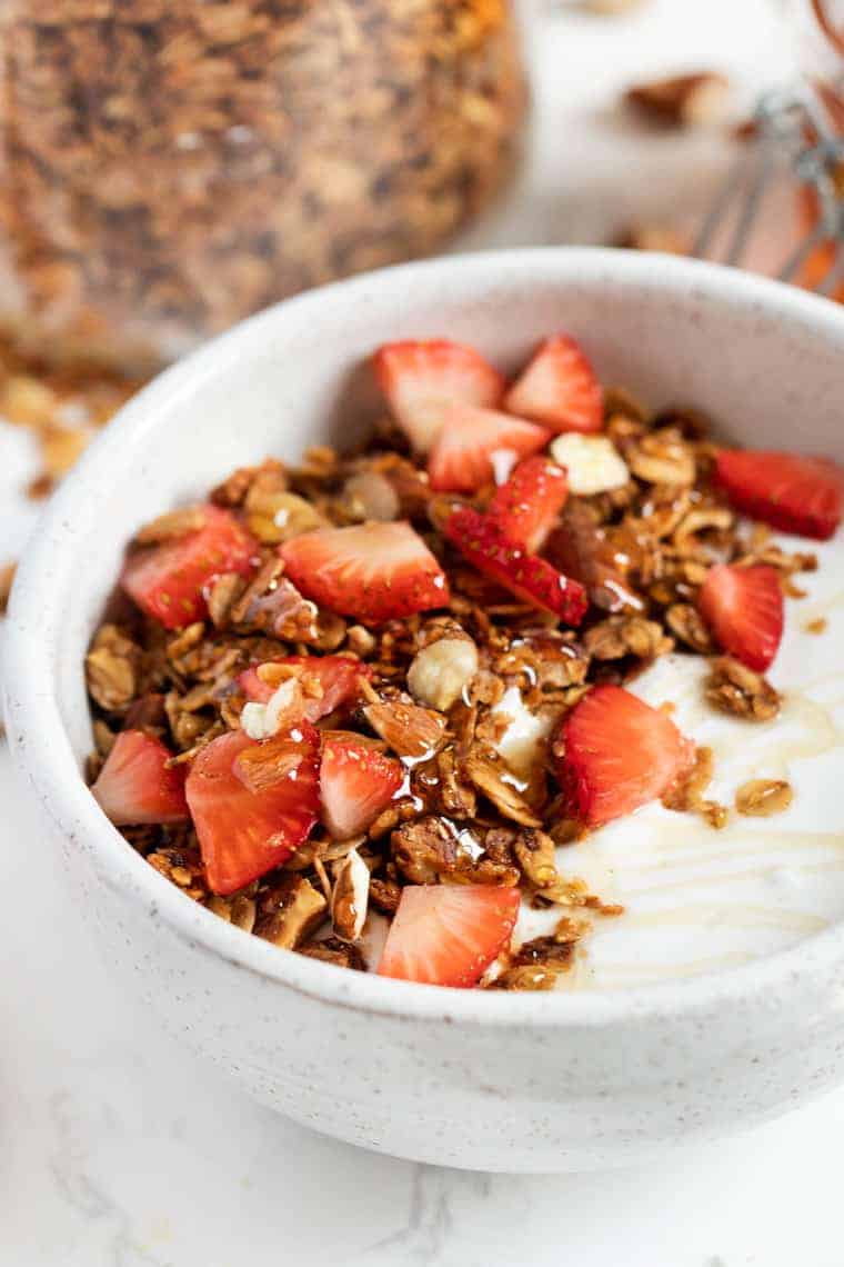 Simple Honey Granola {only 6 ingredients!} Simply Quinoa