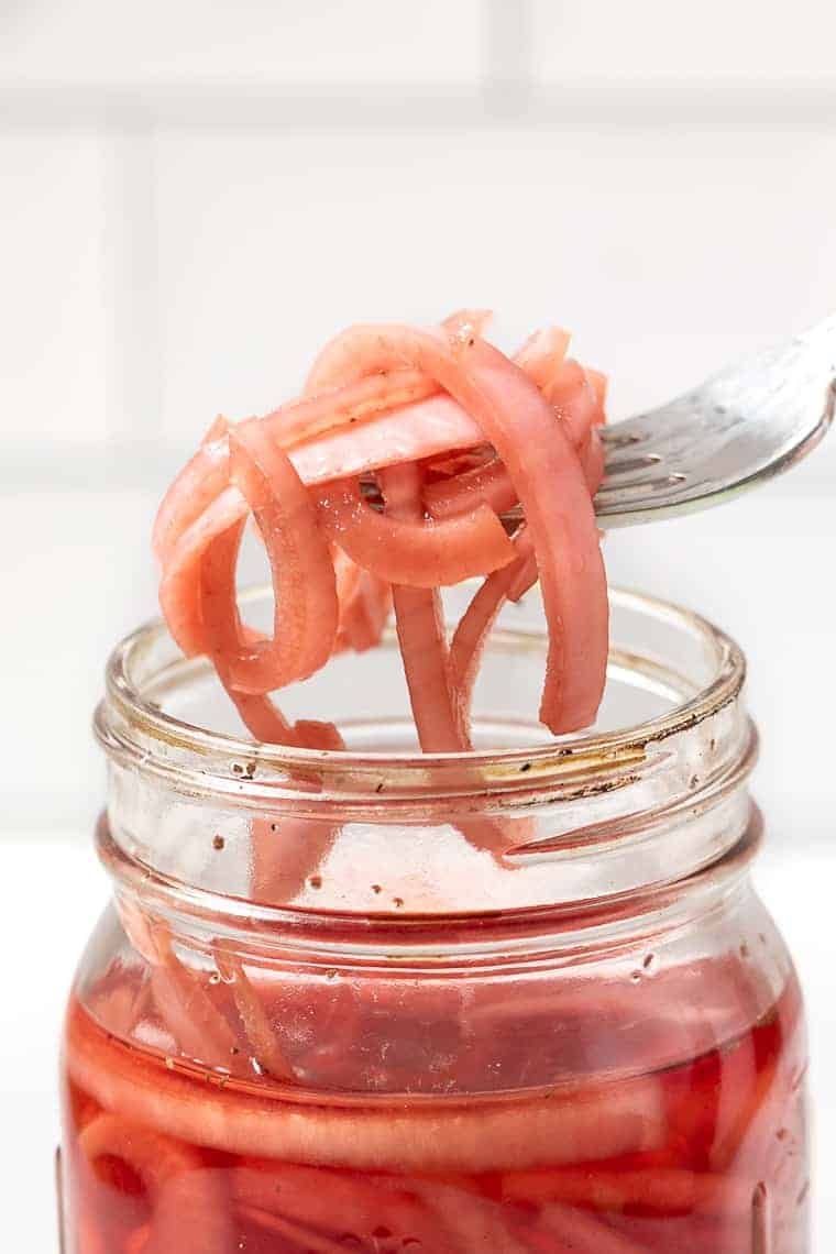 How to Make Pickled Onions {Quick Easy!!} Simply Quinoa