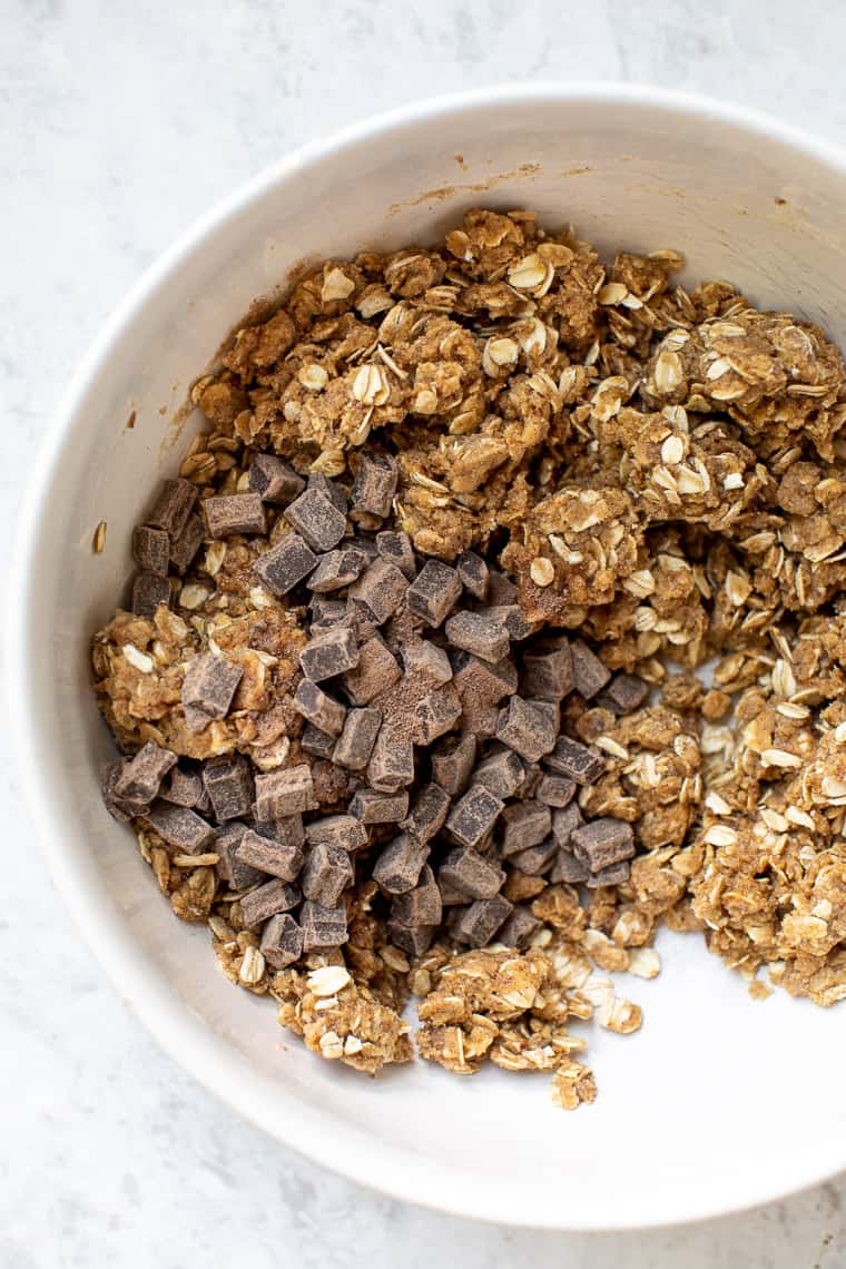 Ingredients for Healthy Oatmeal Chocolate Chip Cookies