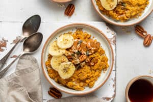 bowl of pumpkin oats with banana