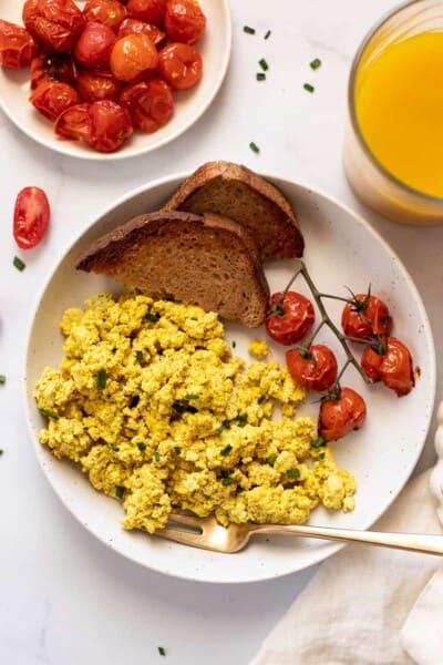 Basic Tofu Scramble Recipe {With 4 Variations} - Simply Quinoa