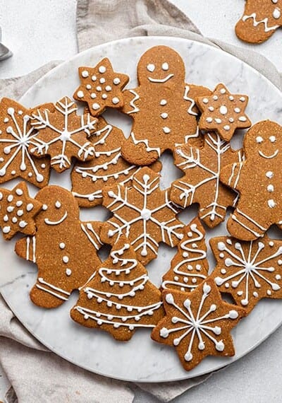 vegan gingerbread men on tray with royal icing