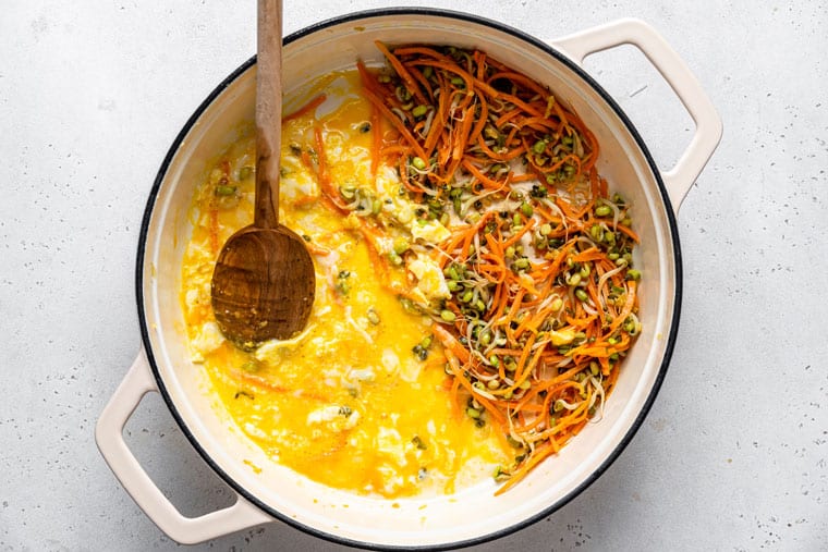 pot with eggs and vegetables for pad thai