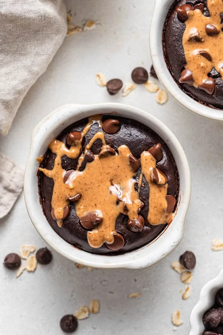 chocolate baked oats with almond butter