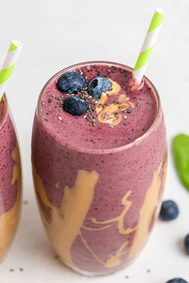 Peanut Butter & Jelly Smoothie [High Protein] Simply Quinoa