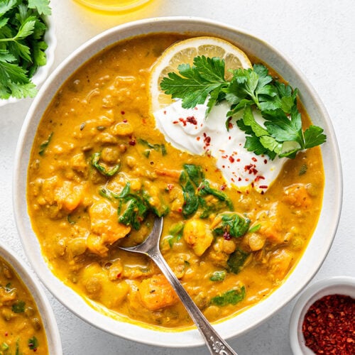 Easy Turmeric Lentil Detox Soup | Simply Quinoa