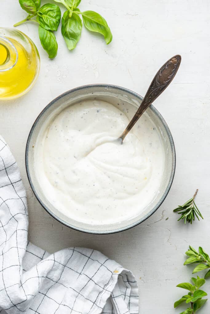 healthy-greek-yogurt-dip-simply-quinoa