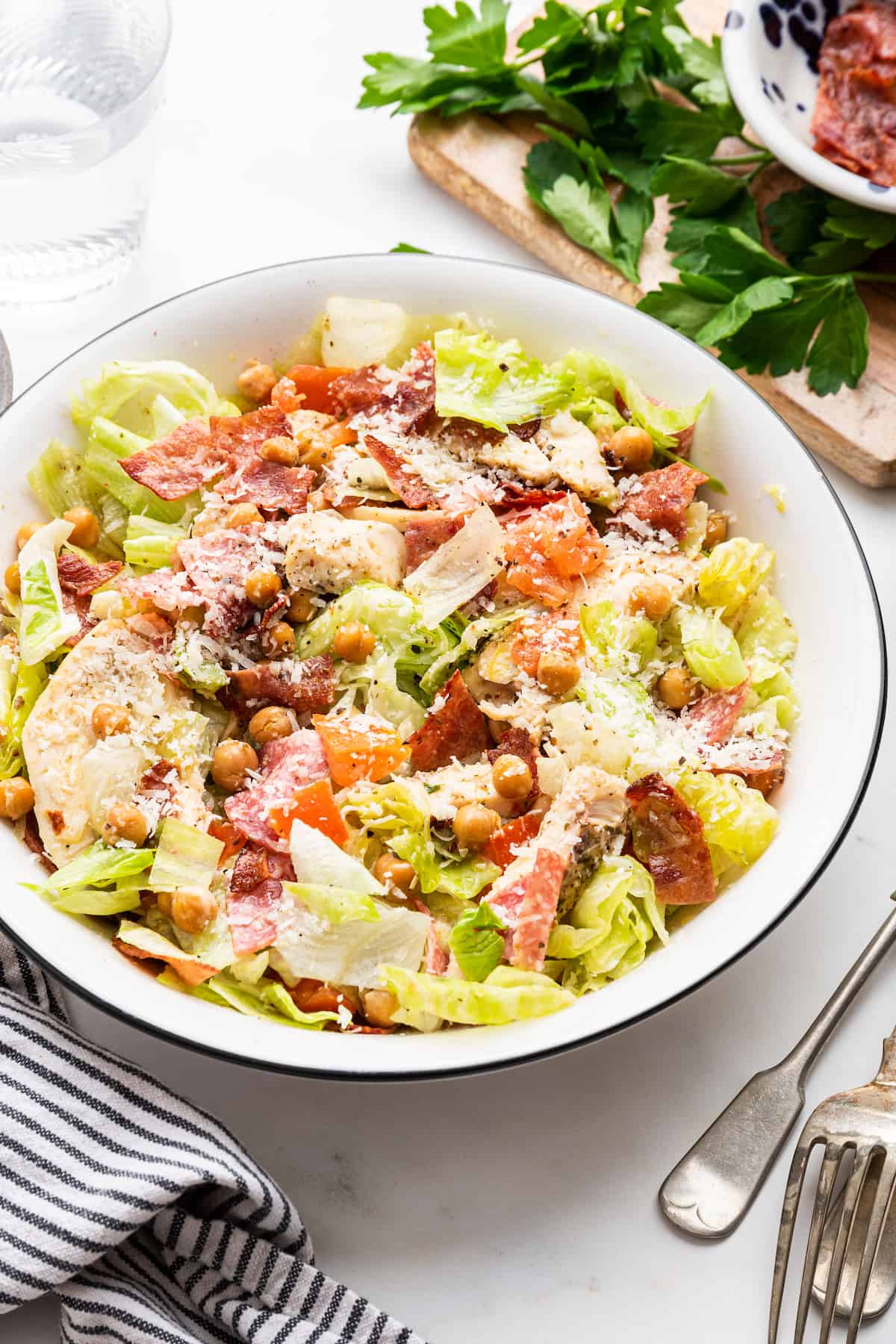 Jennifer Aniston salad in bowl