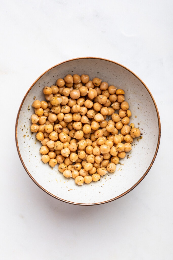 Seasoned chickpeas in bowl