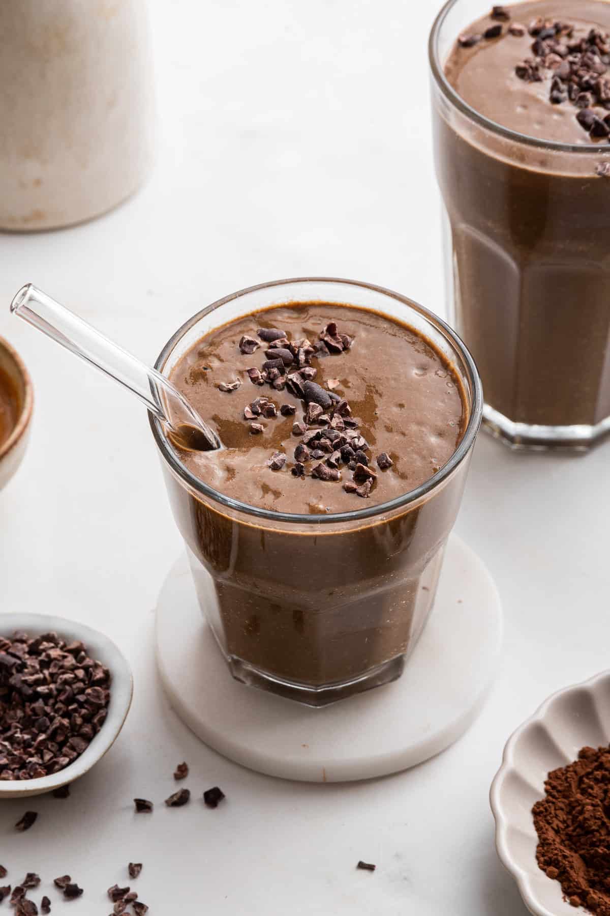 Chocolate peanut butter smoothies in 2 glasses