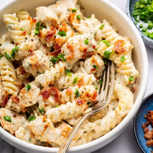 Chicken Bacon Ranch Pasta | Simply Quinoa