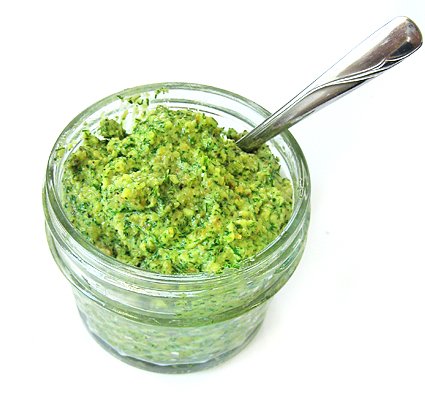 Lemon Dill Pesto | Gluten-free & Vegan | Queen of Quinoa