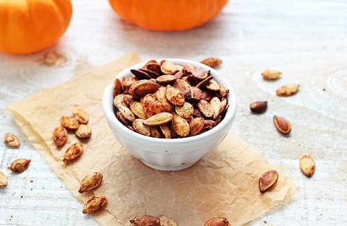 Pumpkin Pie Spiced Pumpkin Seeds