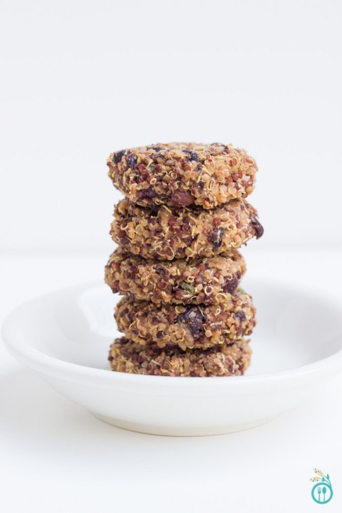 Black Bean Quinoa Bites with Vegan Queso Dip